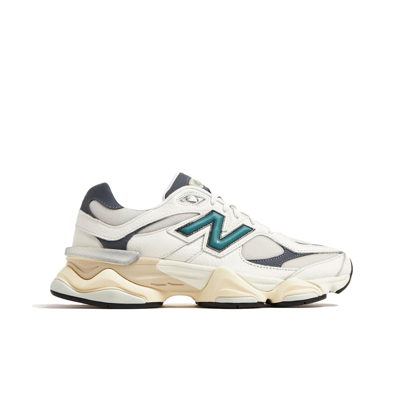 حذاء نيو بالانس NB 9060 للجري  - مراجعة New Balance Shoes 9060 وسعره